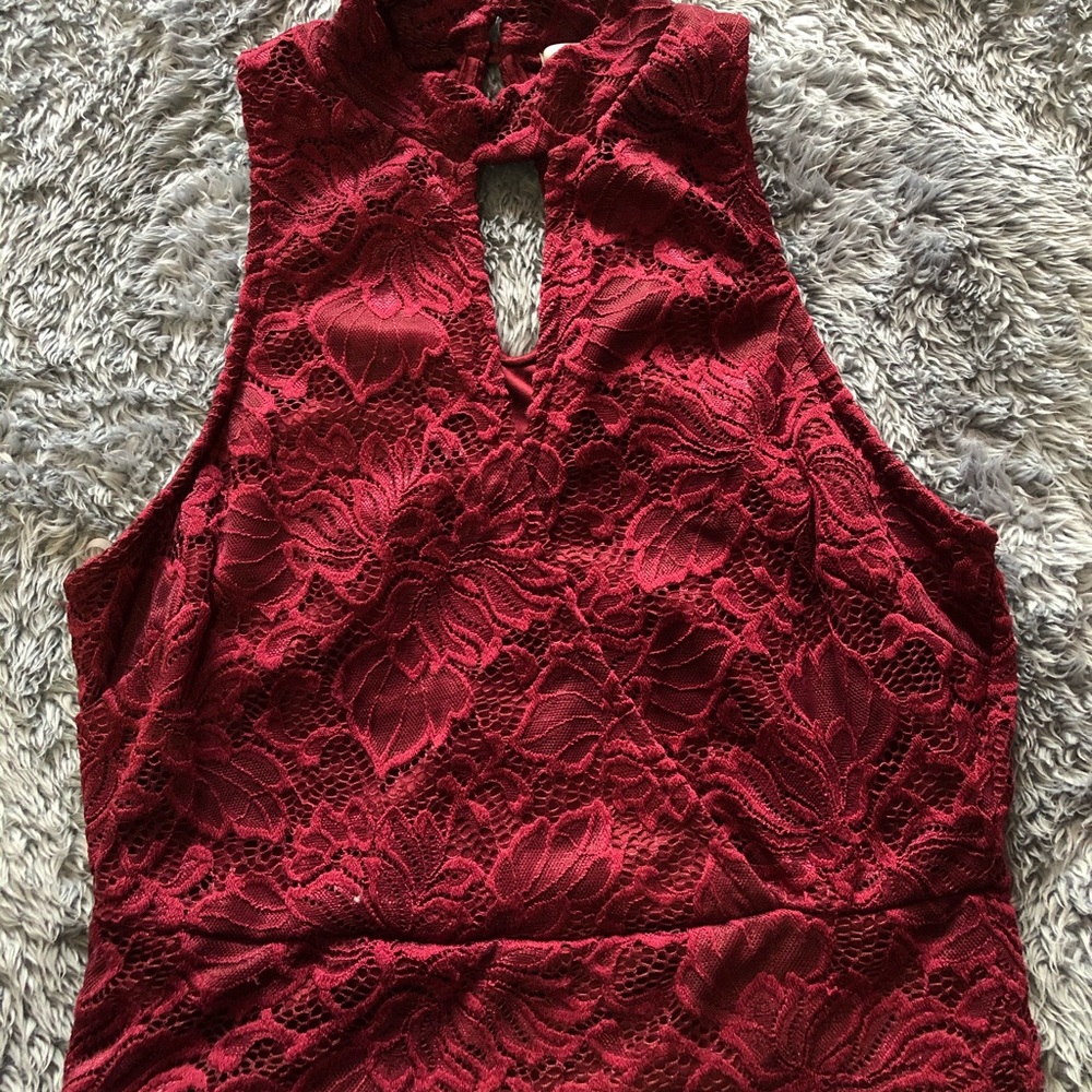 Maroon lace crop top